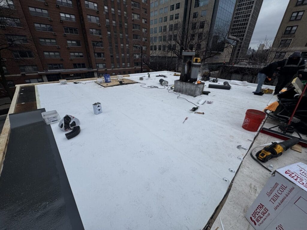 Chicago TPO Flat Roofing Service